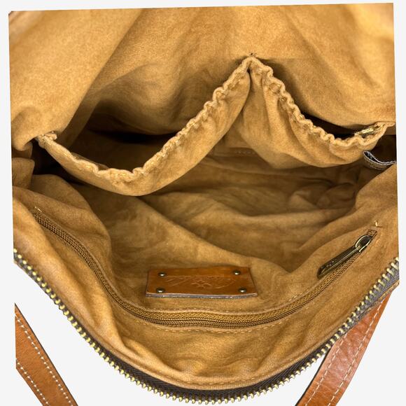 Patricia Nash Saddle Tan Leather Crossbody Bag Vintage Buckle Front Purse - Picture 12 of 16